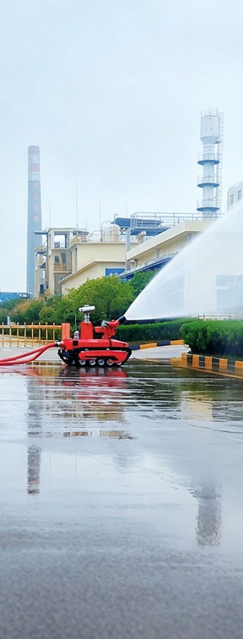 大面积火情压制场景